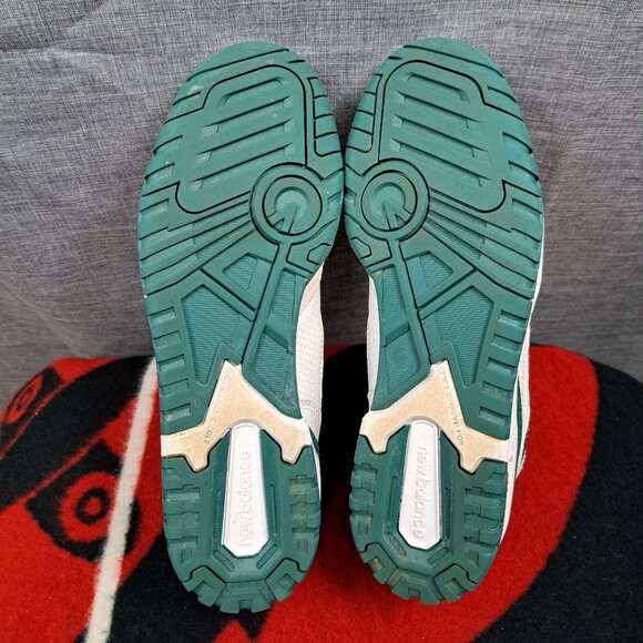 %Size 7.5 Men / 9 Women New Balance 550 Vintage Teal White Sneakers / A 44 main image 9